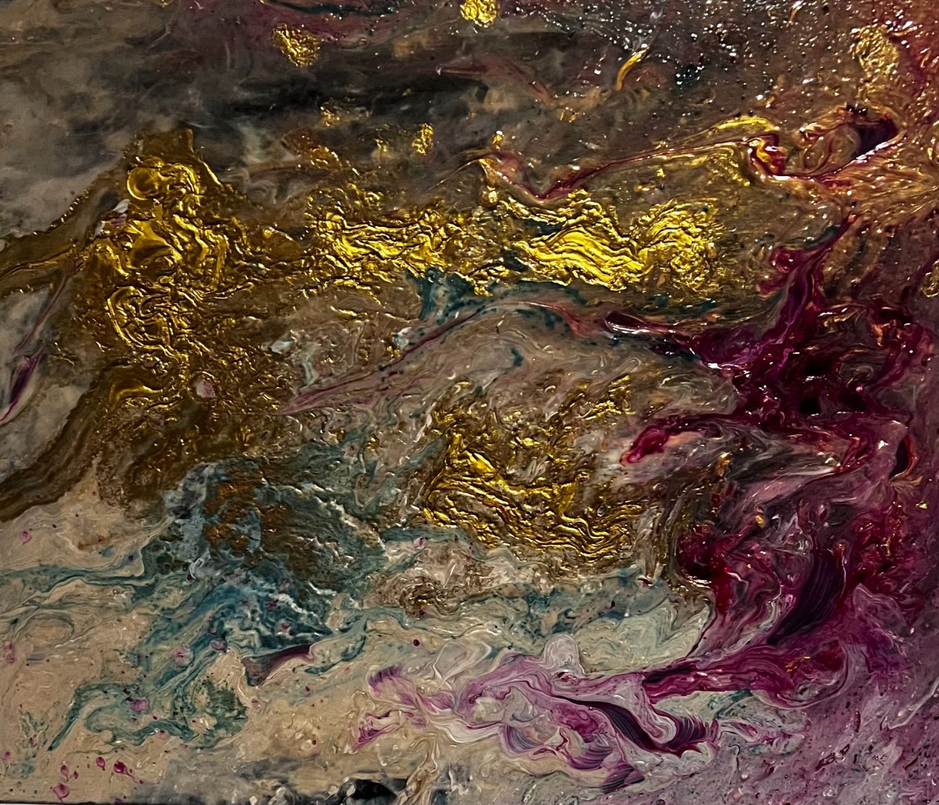 "STRAWBERRIES N' CREAM" "STRAWBERRIES N' CREAM"